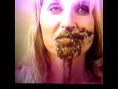 Blonde babe loves the taste of poop